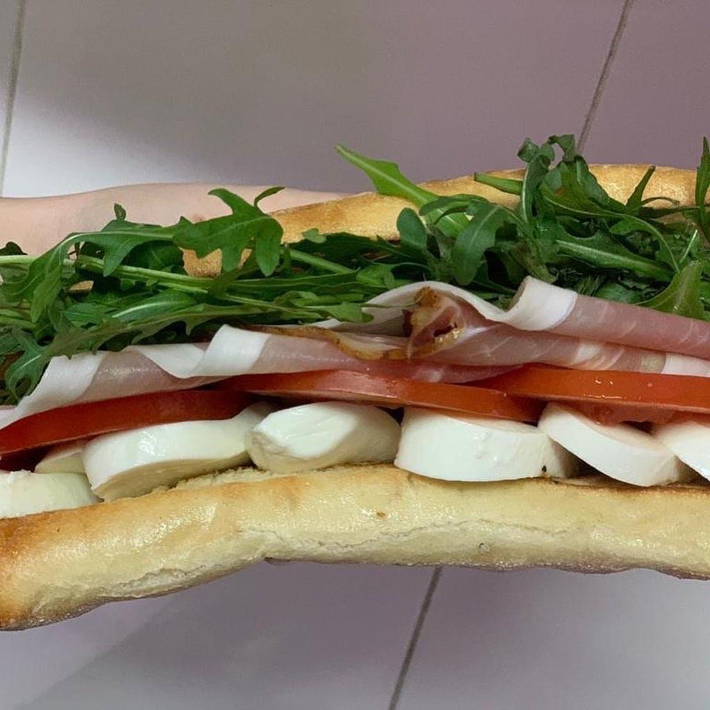 73EE985A-E5D1-45E9-A5B0-91B6464861CF